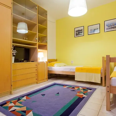 Lovely In The Perfect Location ספליט