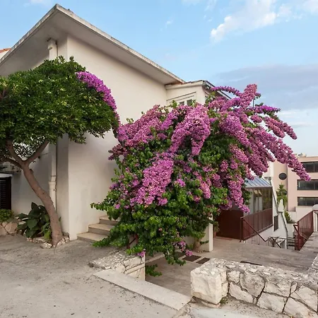 Lovely In The Perfect Location
