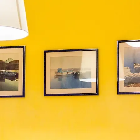 Lovely In The Perfect Location Lejlighed *