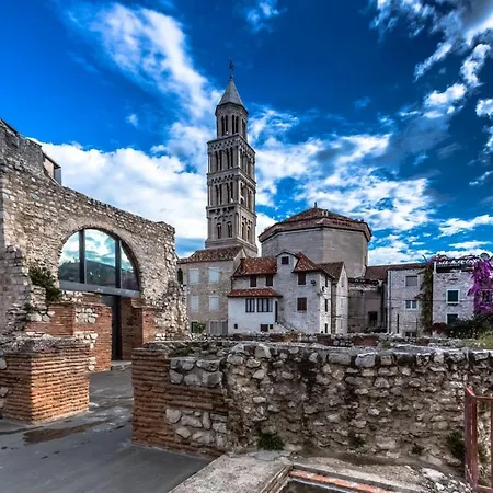 Lovely In The Perfect Location *